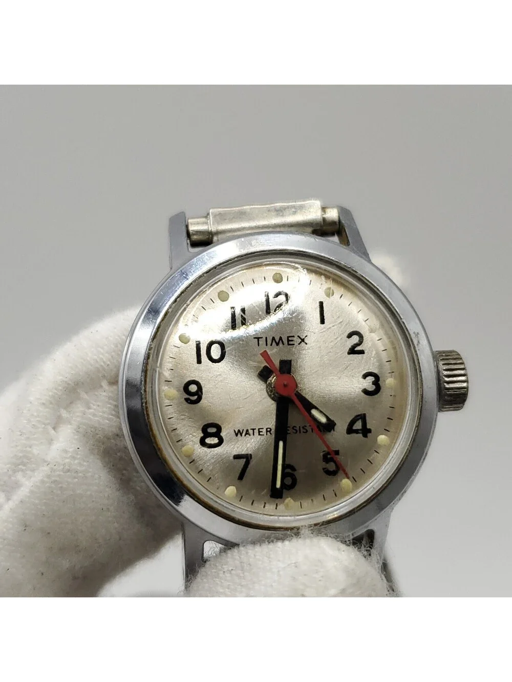 Vintage Timex Mechanical Water Resistance Womens Watch 24mm Running